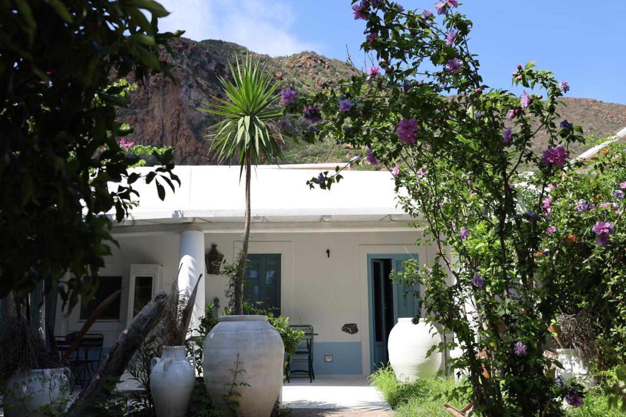 Art B&B Panarea Luaran gambar