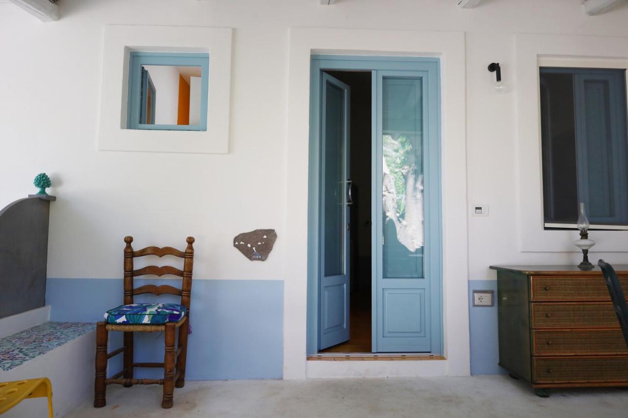 Art B&B Panarea Luaran gambar