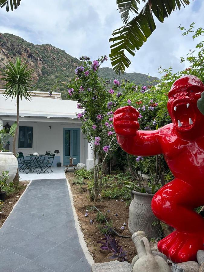 Art B&B Panarea Luaran gambar