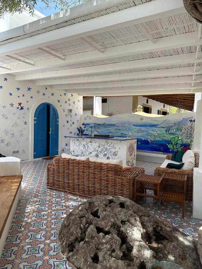 Art B&B Panarea Luaran gambar