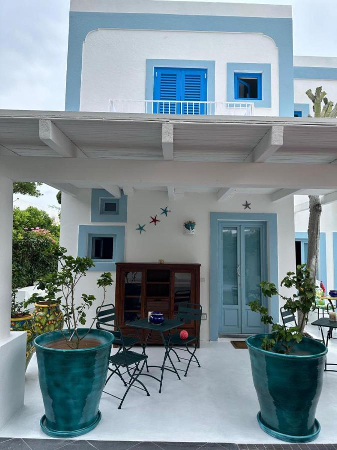 Art B&B Panarea Luaran gambar
