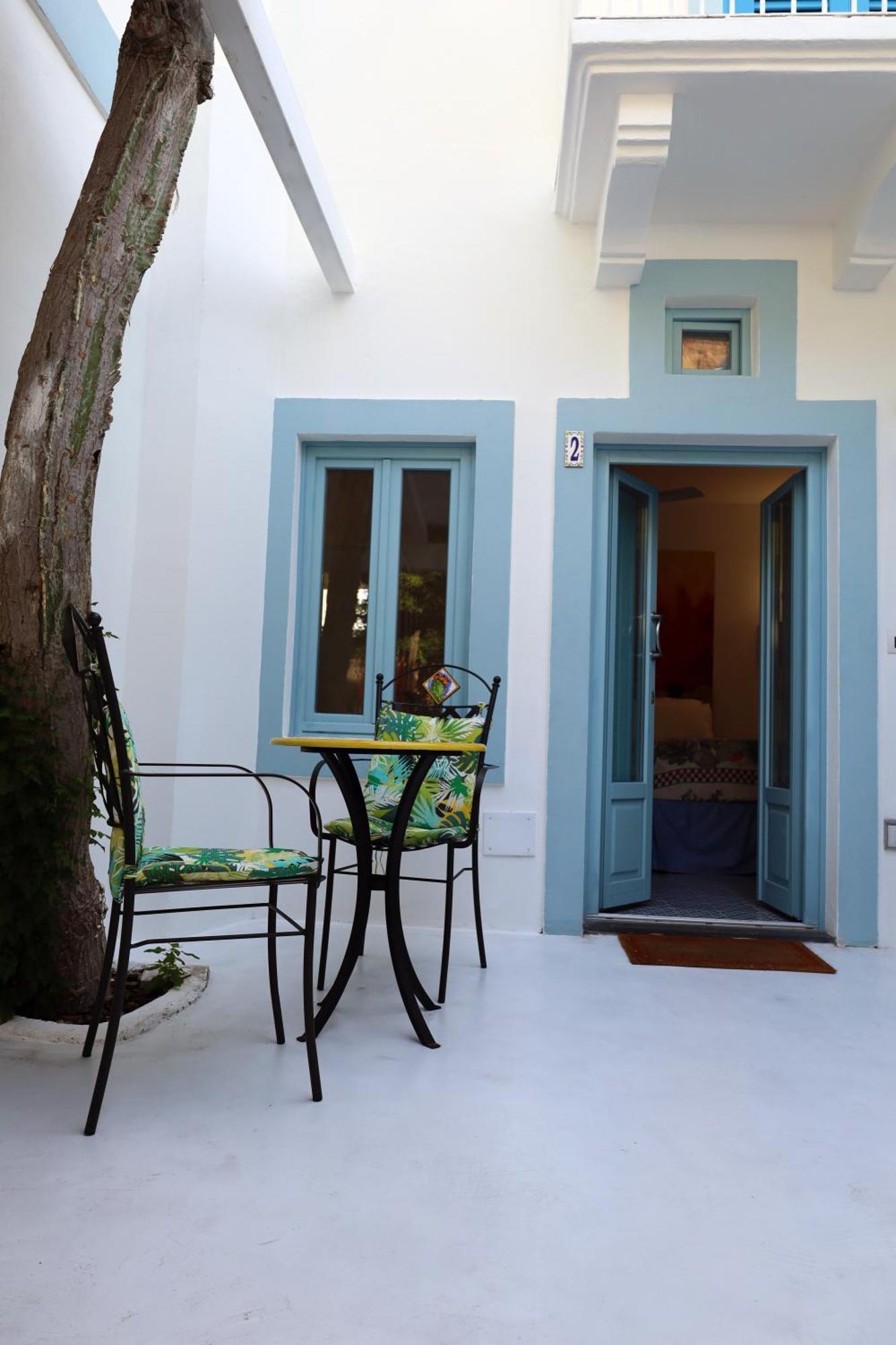 Art B&B Panarea Luaran gambar