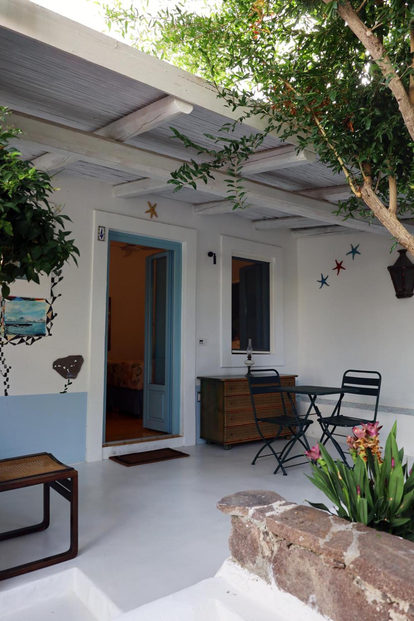 Art B&B Panarea Luaran gambar