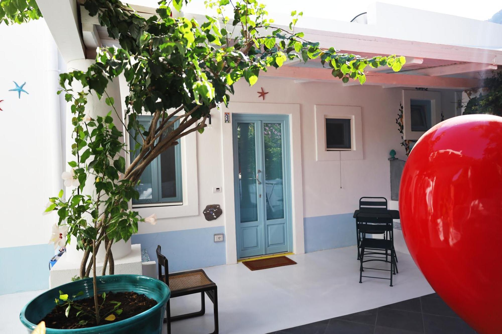 Art B&B Panarea Luaran gambar