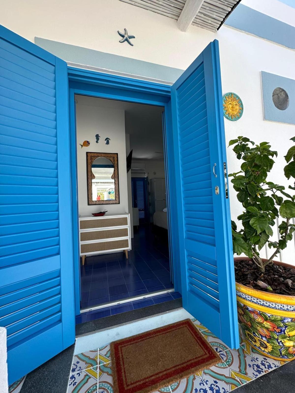 Art B&B Panarea Luaran gambar