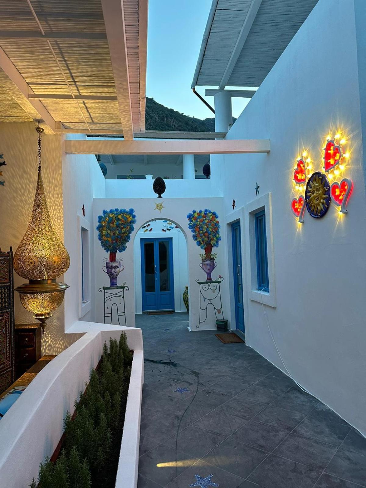 Art B&B Panarea Luaran gambar