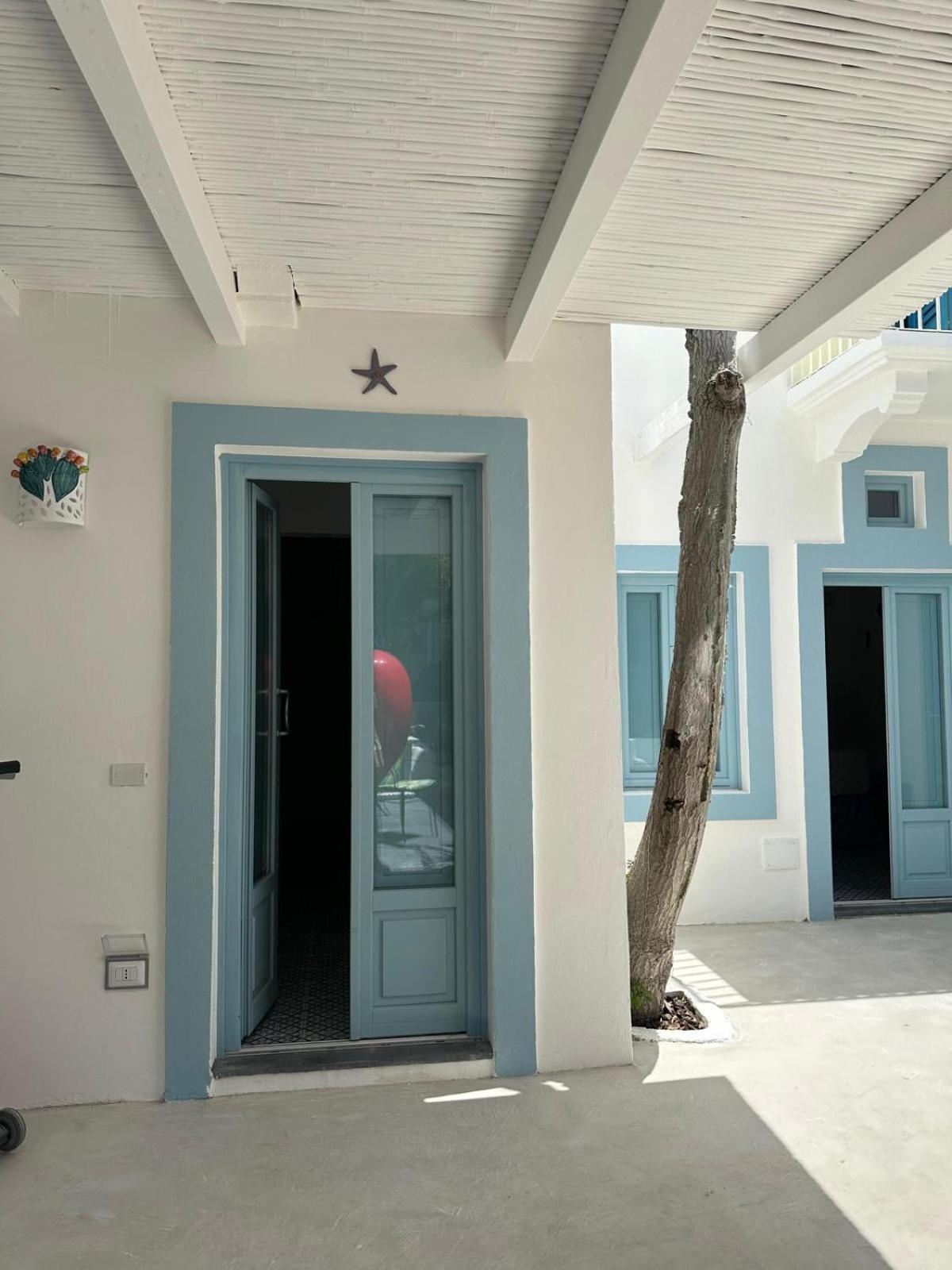 Art B&B Panarea Luaran gambar
